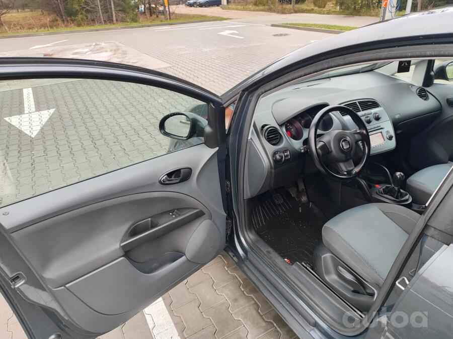 SEAT Toledo 3 generation Hatchback