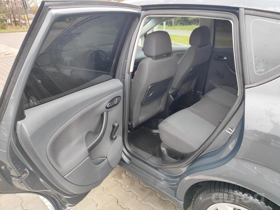 SEAT Toledo 3 generation Hatchback