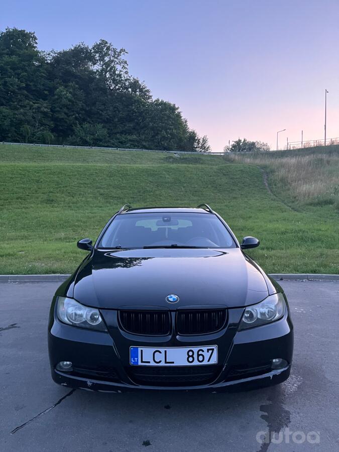 BMW 320 2013