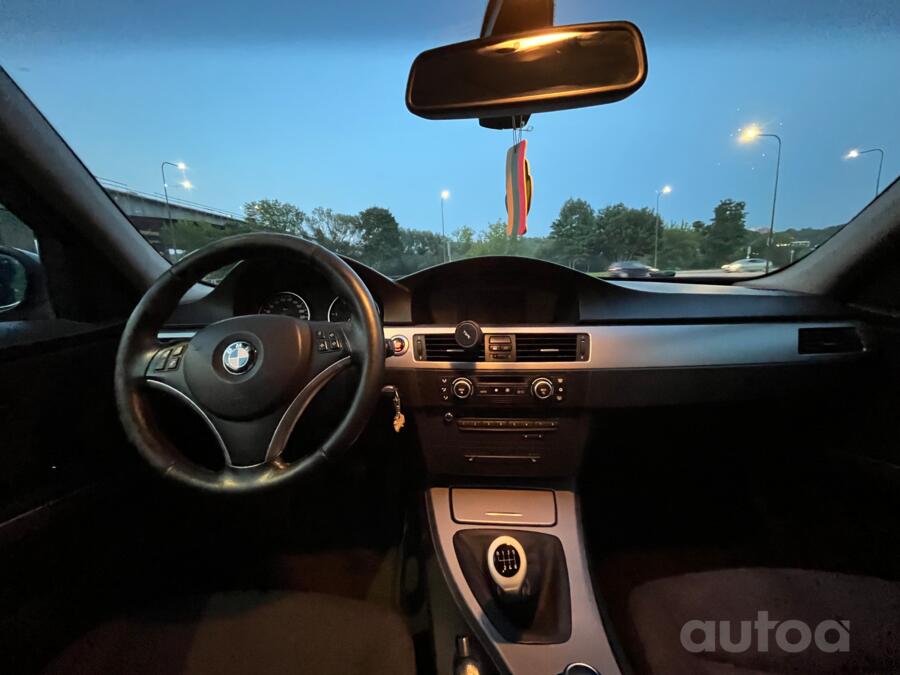 BMW 320 2013
