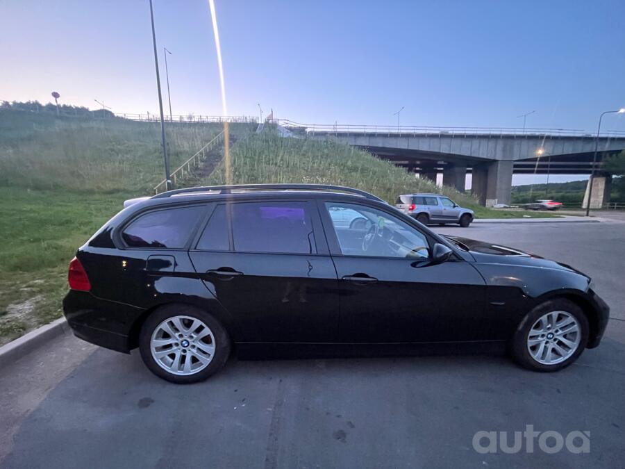 BMW 320 2013