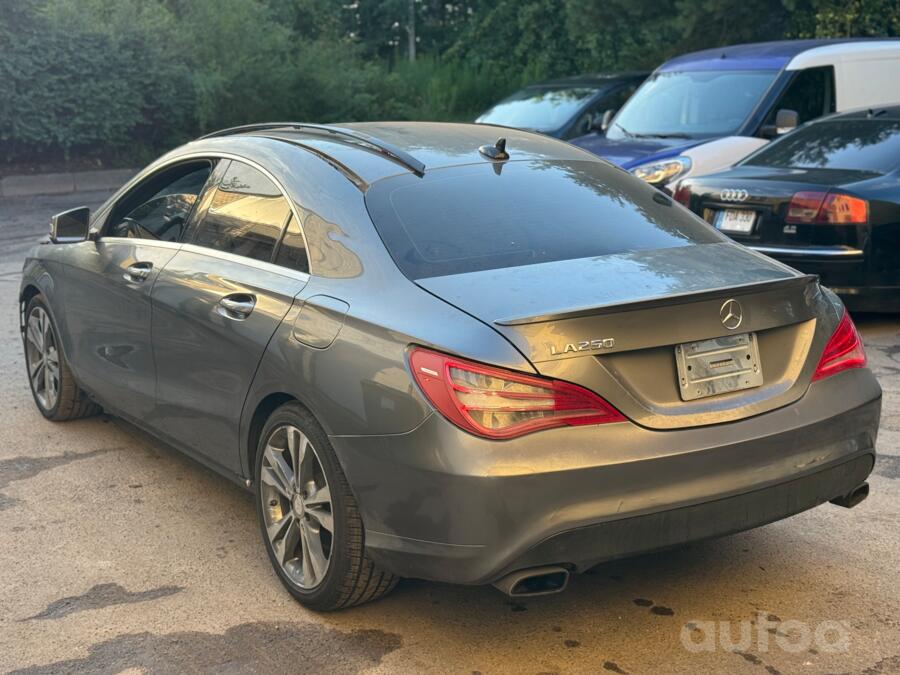 Mercedes-Benz CLA250 2014