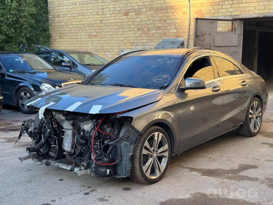 Mercedes-Benz CLA250 2014