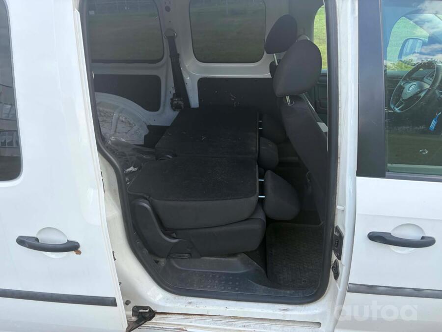Volkswagen Caddy 4 generation Kombi Maxi minivan 4-doors