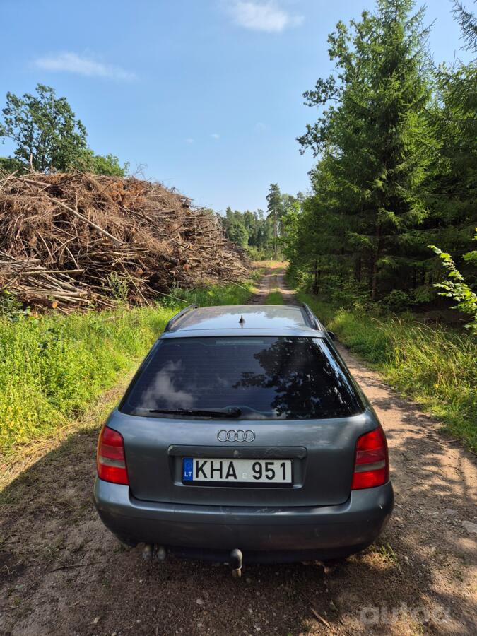 Audi A4 B5 [restyling] Avant wagon 5-doors