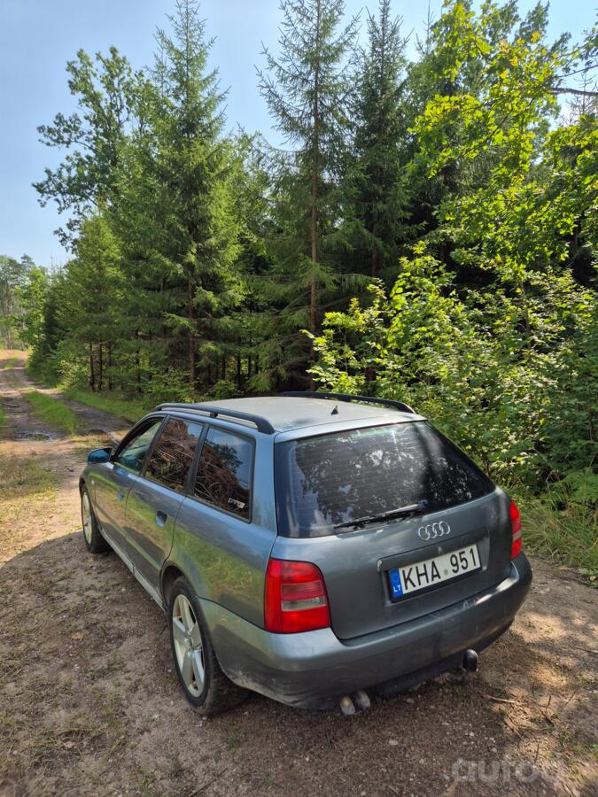 Audi A4 B5 [restyling] Avant wagon 5-doors