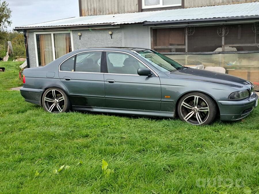 BMW 530 2002