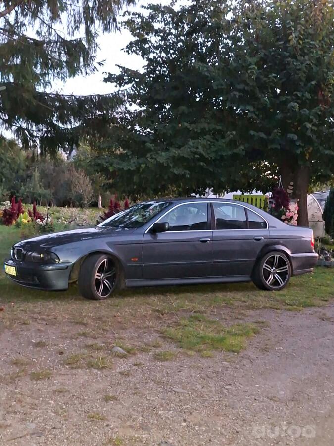 BMW 530 2002