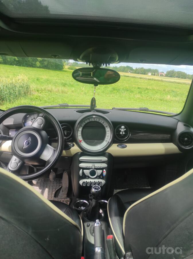 Mini Cooper R56 John Cooper Works hatchback 3-doors