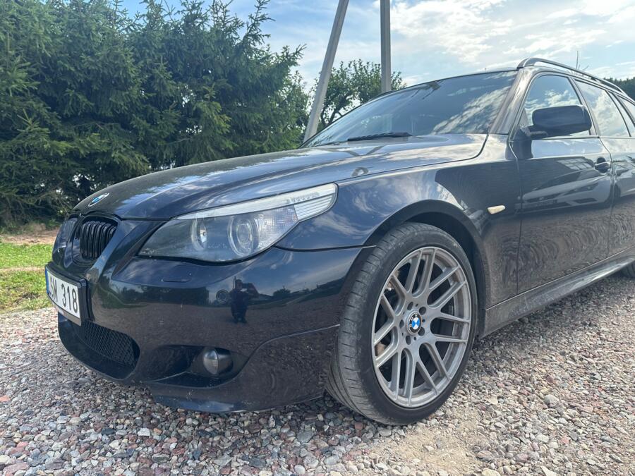 BMW 5 Series E60/E61 Touring wagon