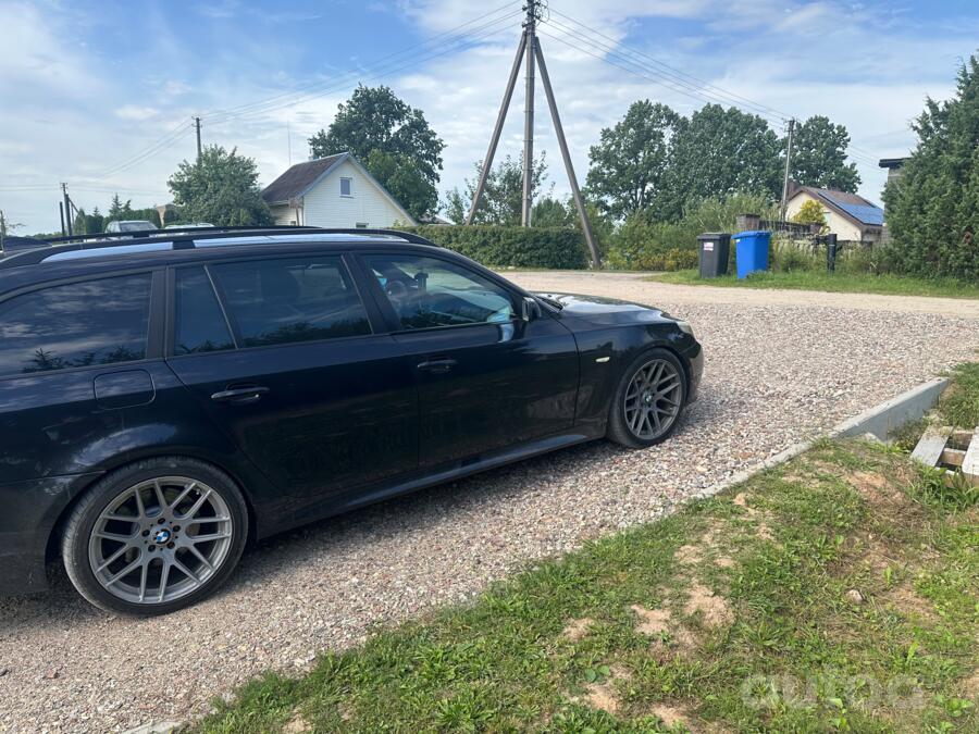 BMW 5 Series E60/E61 Touring wagon