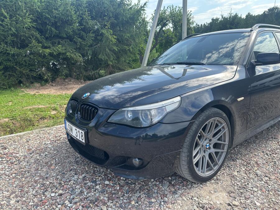 BMW 5 Series E60/E61 Touring wagon