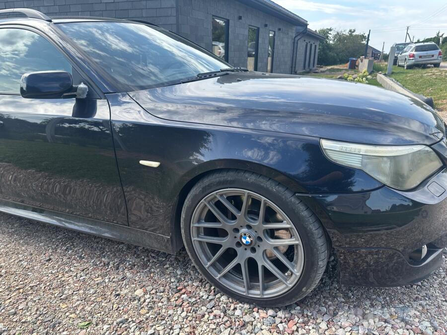 BMW 5 Series E60/E61 Touring wagon