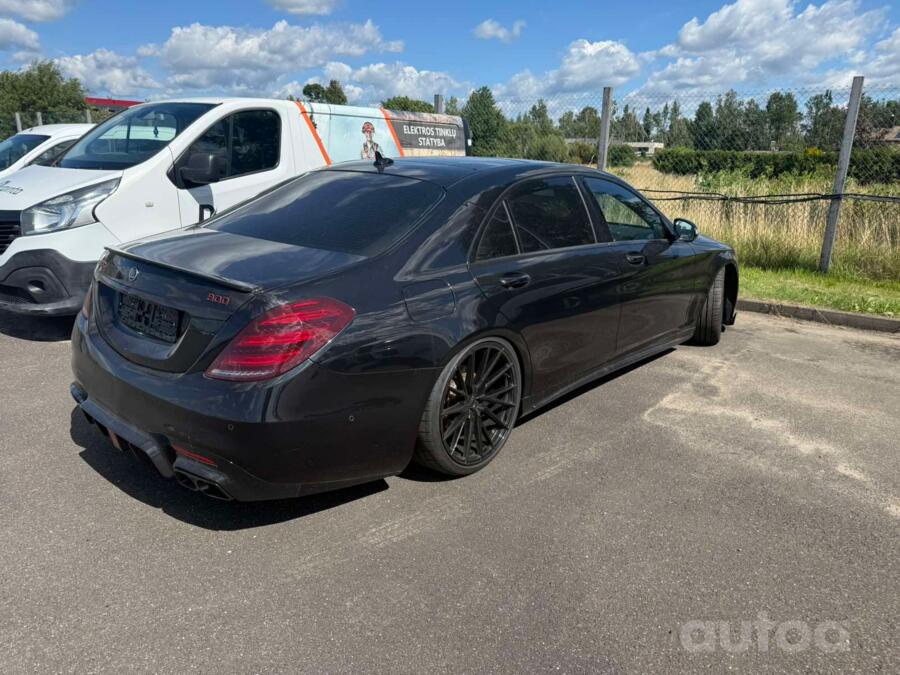Mercedes-Benz S-klasse AMG W222 Sedan