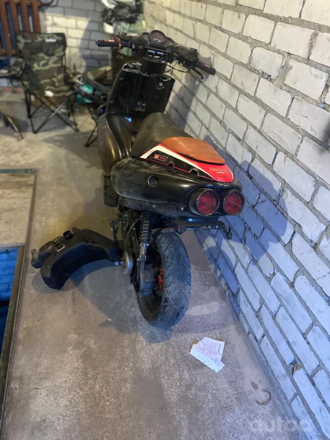 Aprilia SR