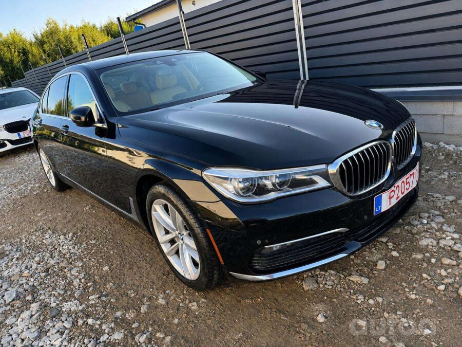 BMW 7 Series F01/F02 Sedan