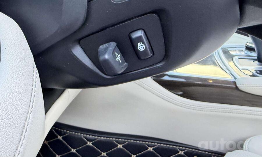BMW 7 Series F01/F02 Sedan