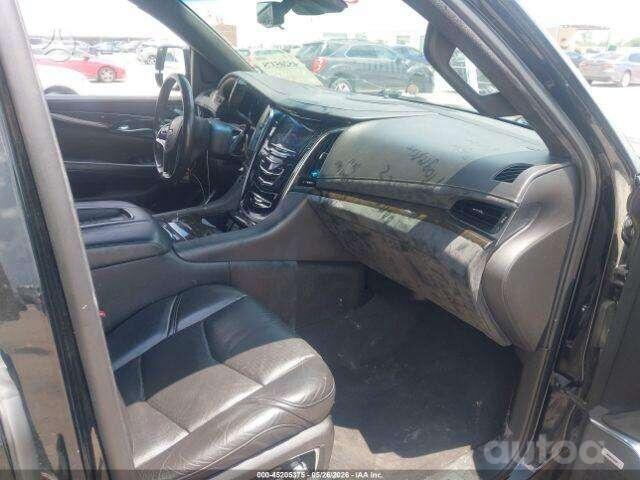 Cadillac Escalade 4 generation SUV
