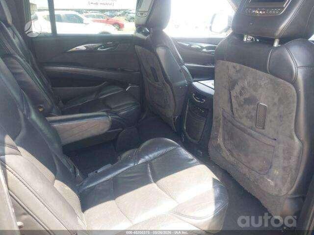 Cadillac Escalade 4 generation SUV