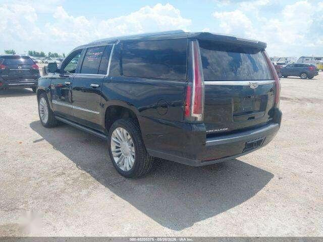 Cadillac Escalade 4 generation SUV