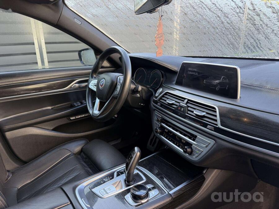 BMW 7 Series F01/F02 [restyling] Sedan