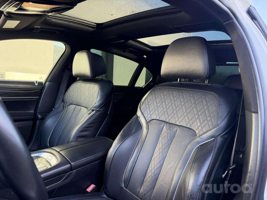 BMW 7 Series F01/F02 [restyling] Sedan