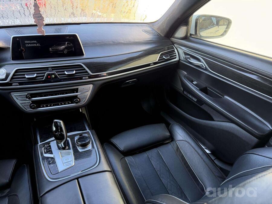 BMW 7 Series F01/F02 [restyling] Sedan