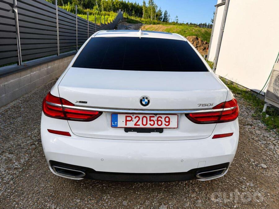 BMW 7 Series F01/F02 [restyling] Sedan