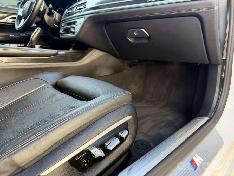 BMW 7 Series F01/F02 [restyling] Sedan