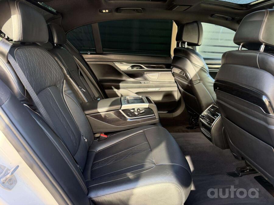 BMW 7 Series F01/F02 [restyling] Sedan
