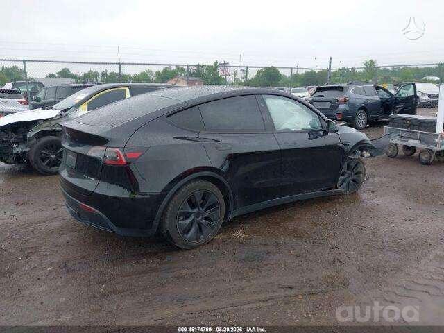 Tesla Model Y 1 generation Crossover