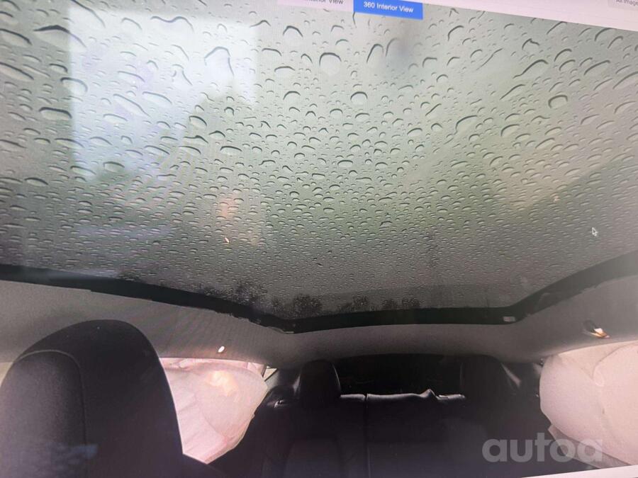 Tesla Model Y 1 generation Crossover