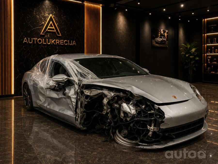 Porsche Panamera 971 Liftback