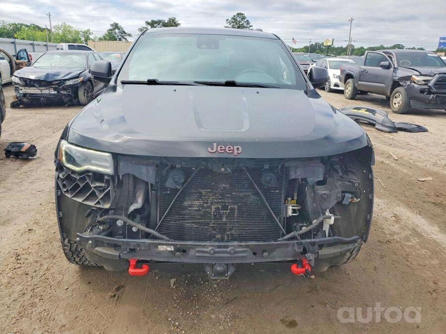 Jeep Grand Cherokee WK2 [restyling] SUV 5-doors