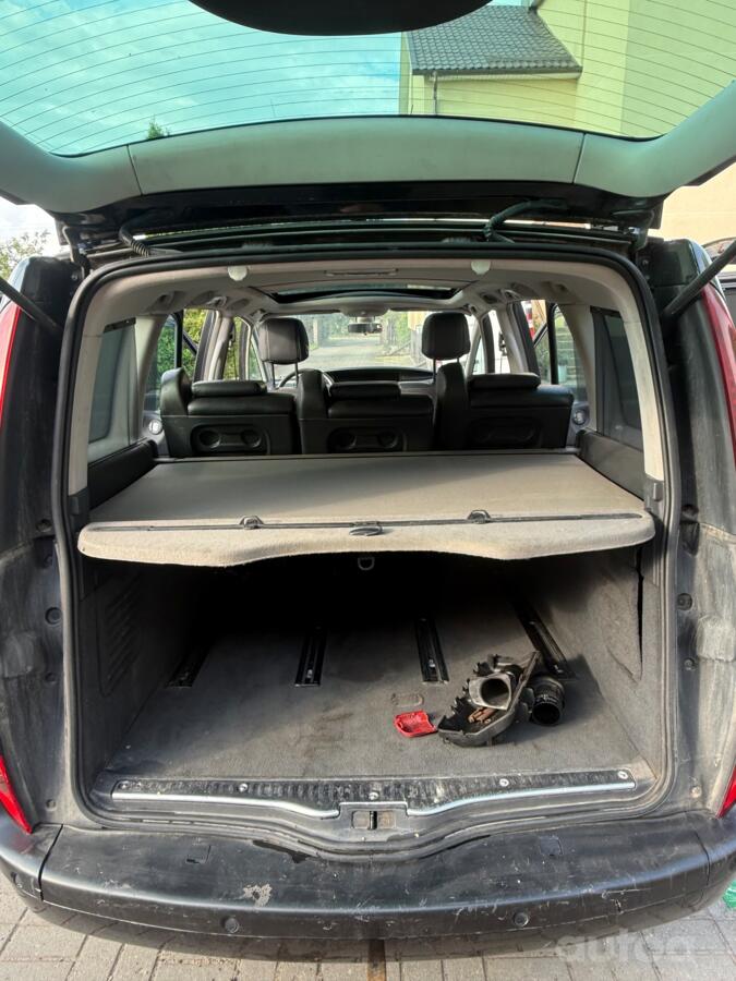 Renault Grand Espace 4 generation Minivan