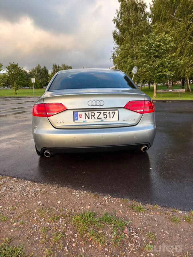 Audi A4 B8/8K Sedan 4-doors