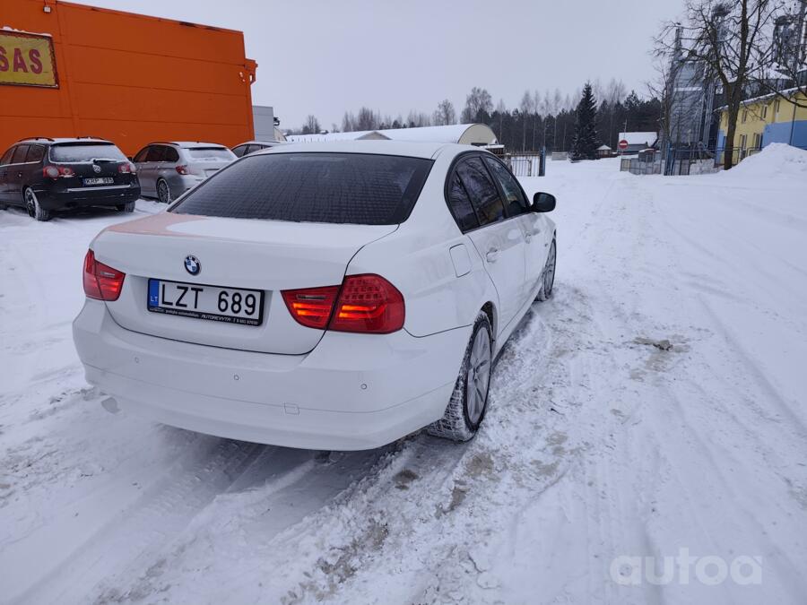 BMW 3 Series E90/E91/E92/E93 [restyling] Sedan