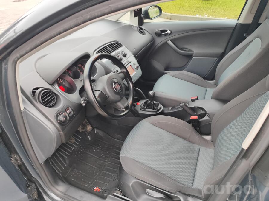 SEAT Toledo 3 generation Hatchback