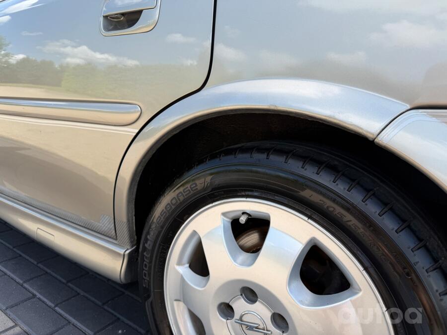 Opel Vectra B [restyling] Sedan 4-doors