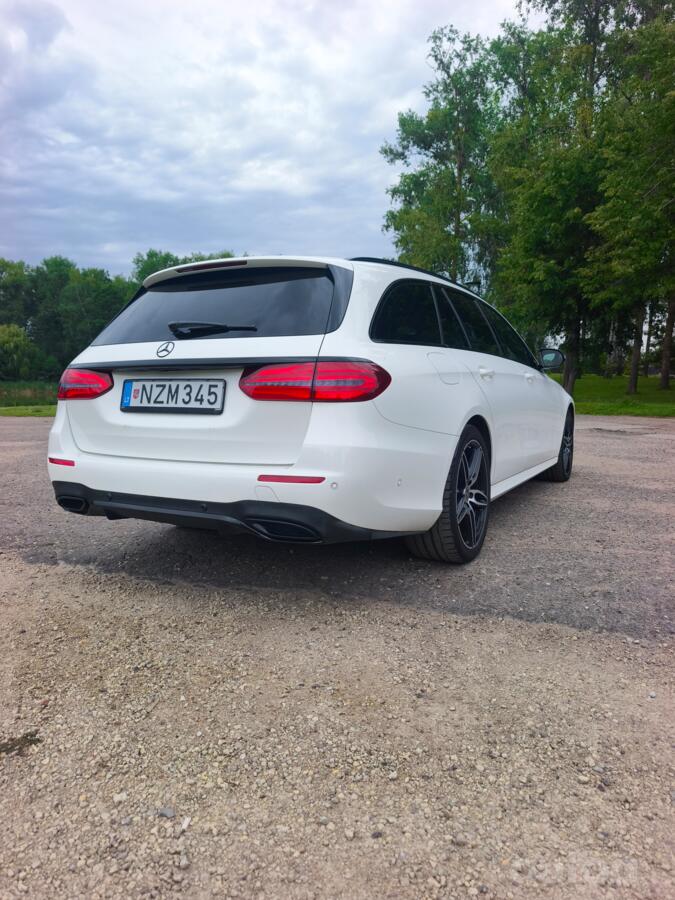 Mercedes-Benz E-Class E 220 wagon