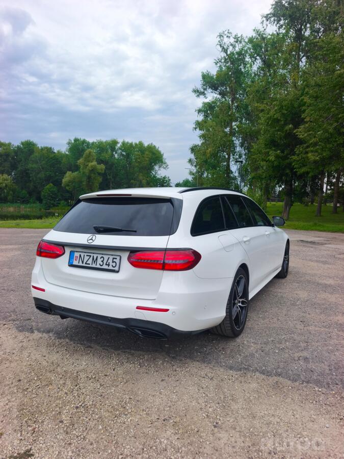 Mercedes-Benz E-Class E 220 wagon