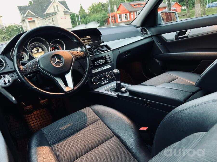 Mercedes-Benz C-Class W204/S204/C204 [restyling] Sedan 4-doors