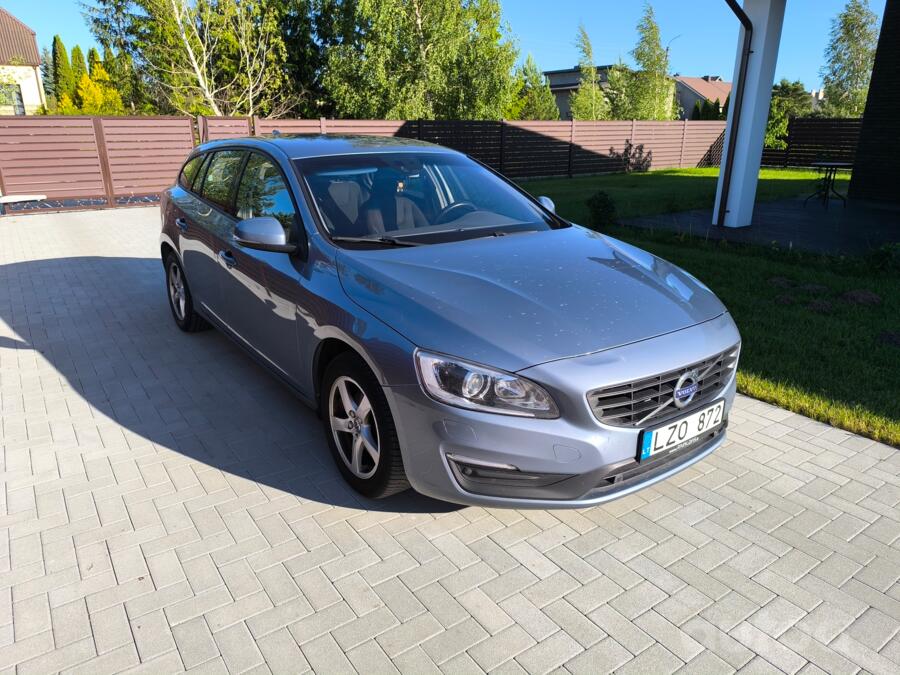 Volvo V60 1 generation [restyling] wagon 5-doors