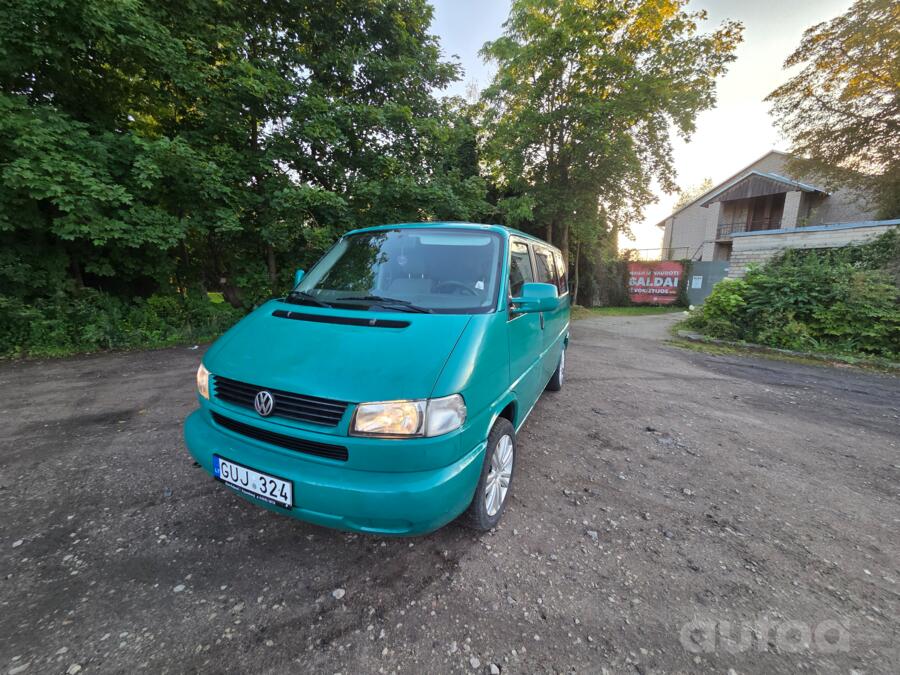 Volkswagen Caravelle T4 Minivan