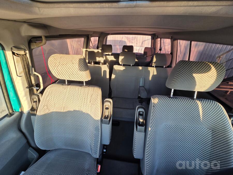 Volkswagen Caravelle T4 Minivan