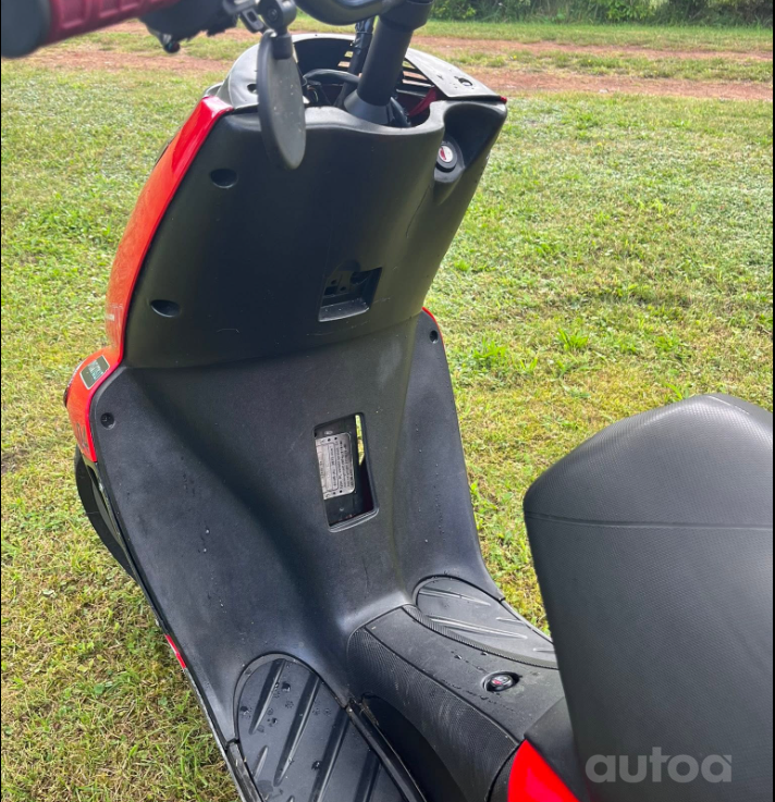Aprilia SR