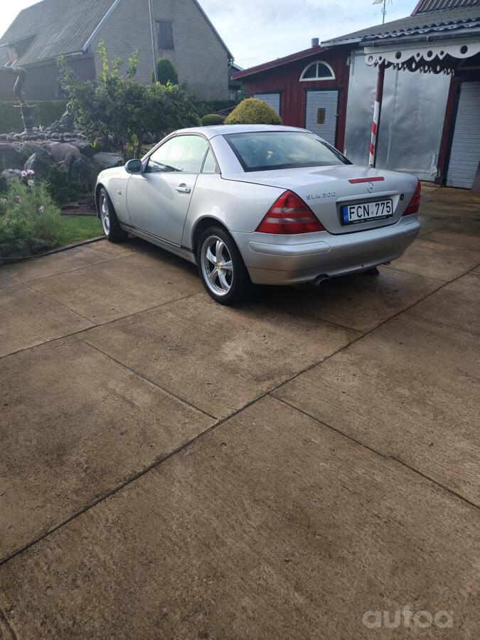 Mercedes-Benz SLK-Class R170 Roadster