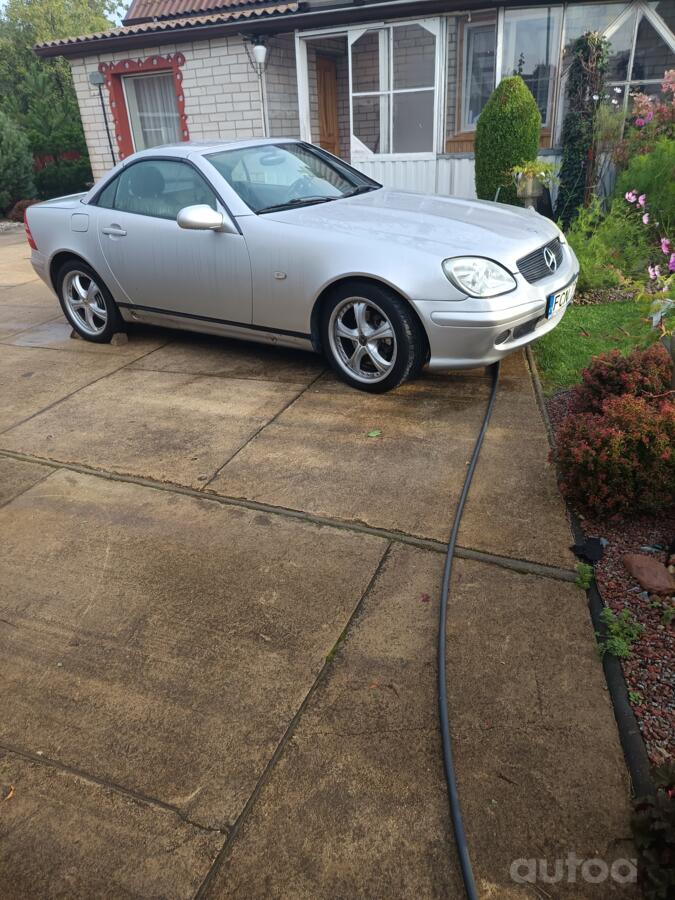 Mercedes-Benz SLK-Class R170 Roadster