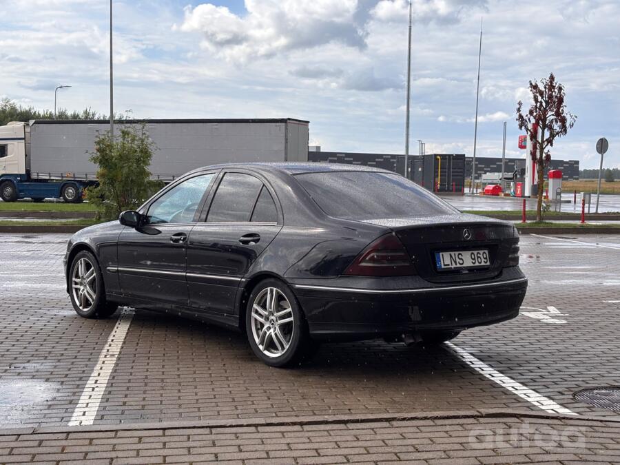 Mercedes-Benz C-Class W203/S203/CL203 [restyling] Sedan 4-doors