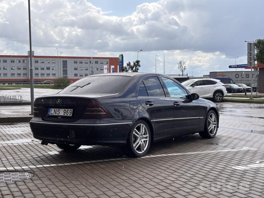 Mercedes-Benz C-Class W203/S203/CL203 [restyling] Sedan 4-doors